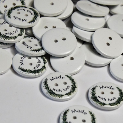 Holzknopf | Made with love | Grün